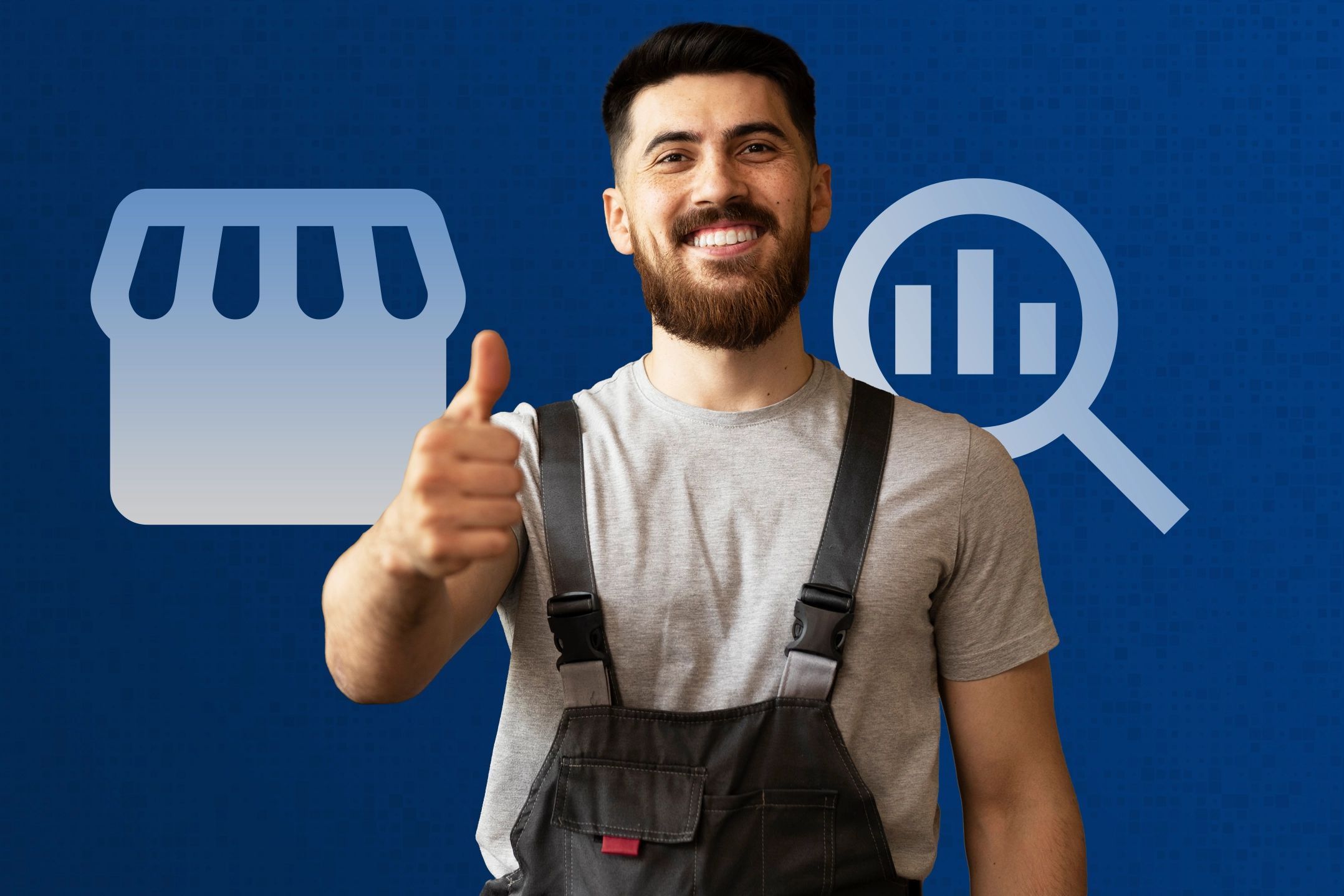 Ein junger Mann mit Bart, dunklen Haaren und einem grauen T-Shirt mit schwarzer Latzhose steht vor einem dunkelblauen Hintergrund. Er lächelt freundlich und zeigt einen Daumen-hoch. Hinter ihm sind ein Geschäftssymbol mit einer Ladenfront sowie eine Lupe mit einem Balkendiagramm zu sehen.