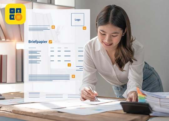 Frau am Schreibtisch mit einem stilisierten Dokument im Hintergrund – steht für individuelles Briefpapier in WISO MeinBüro Desktop